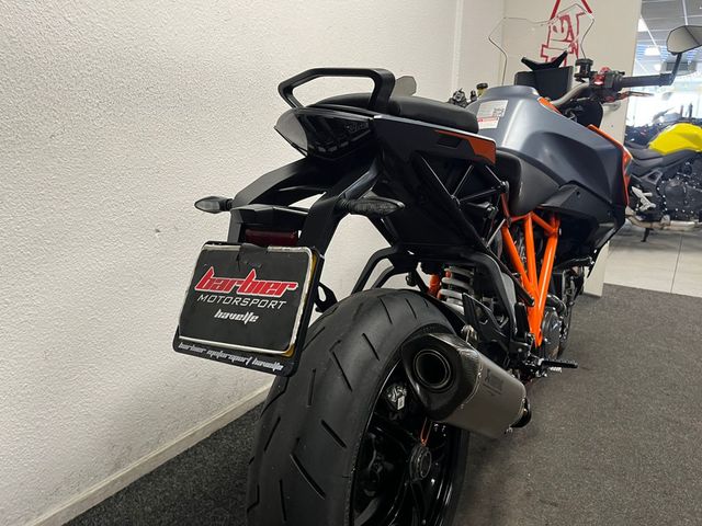 ktm - 1290-super-duke-gt
