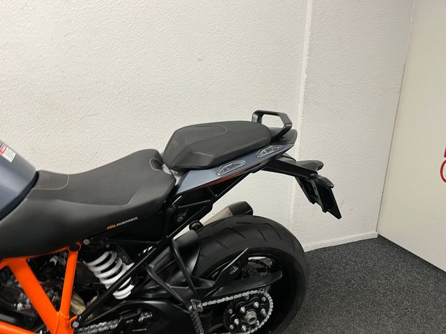 ktm - 1290-super-duke-gt