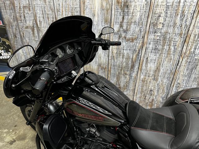 harley-davidson - tri-glide-ultra-114
