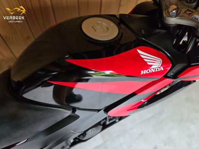 honda - cbr-125-r