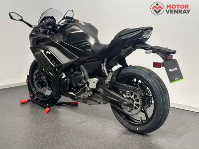 KAWASAKI NINJA 650 – foto 4