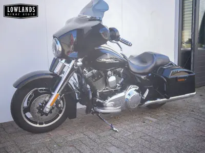 HARLEY-DAVIDSON STREET GLIDE FLHX – foto 3