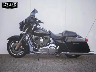 HARLEY-DAVIDSON STREET GLIDE FLHX – foto 2