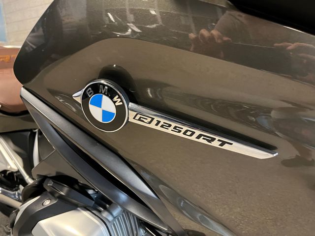bmw - r-1250-rt