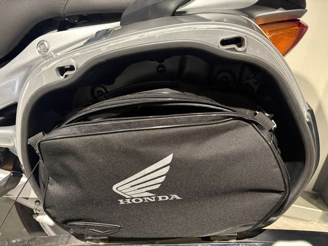 honda - nt-650-v-deauville