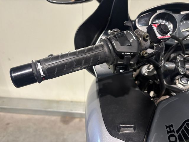 honda - nt-650-v-deauville