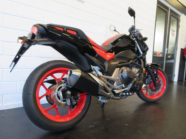 honda - nc-750-s-dct