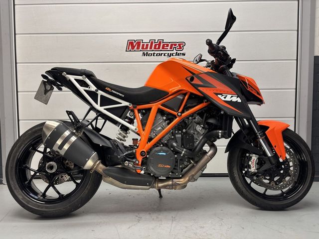 ktm - 1290-super-duke-r