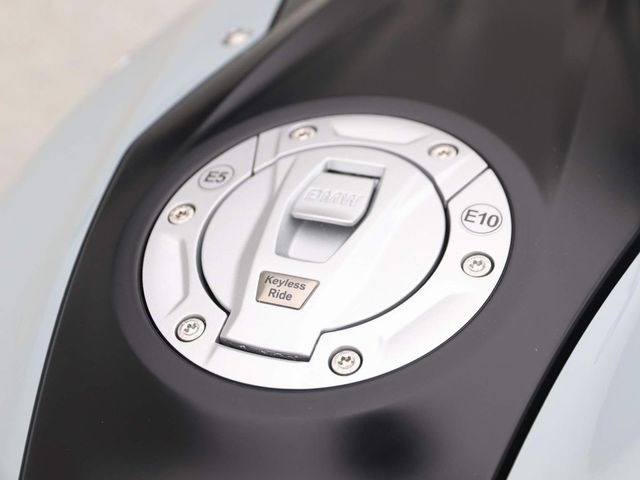 bmw - r-1250-r