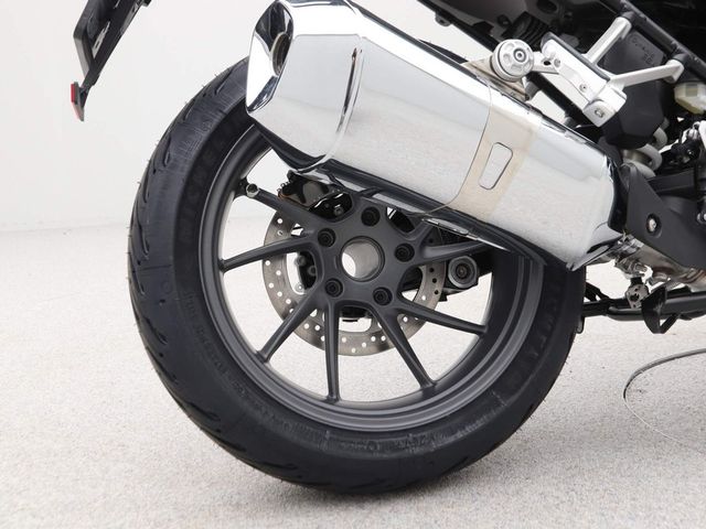 bmw - r-1250-r