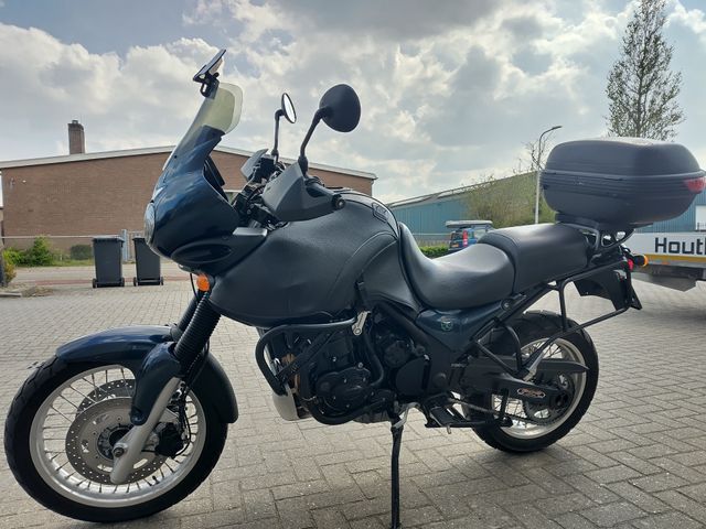 triumph - tiger-900