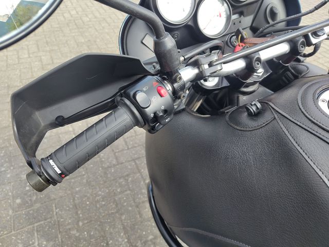 triumph - tiger-900