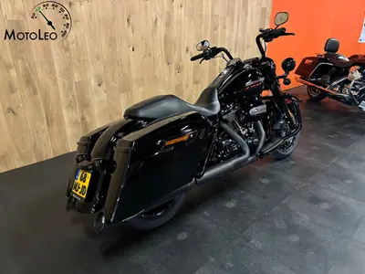 HARLEY-DAVIDSON ROAD KING SPECIAL FLHRXS – foto 2