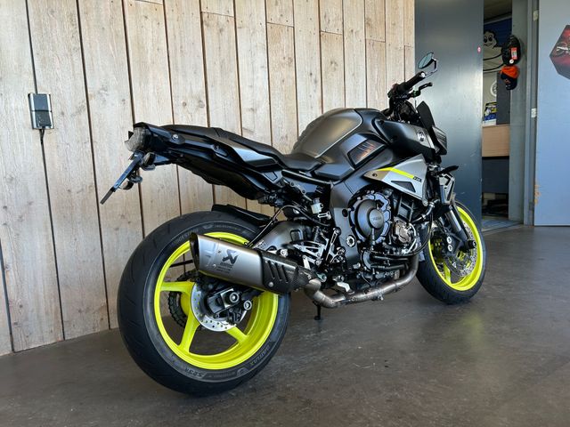 yamaha - mt-10