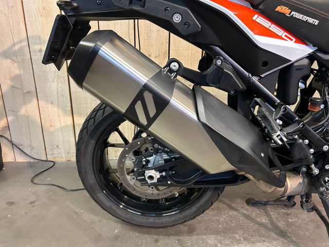 ktm - 1290-super-adventure-s