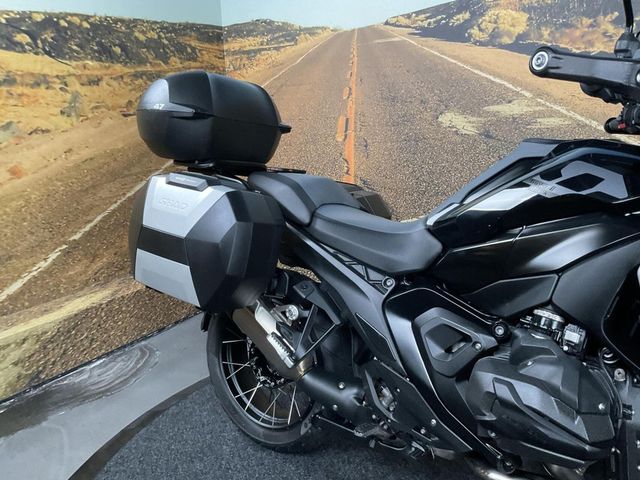 bmw - r-1300-gs