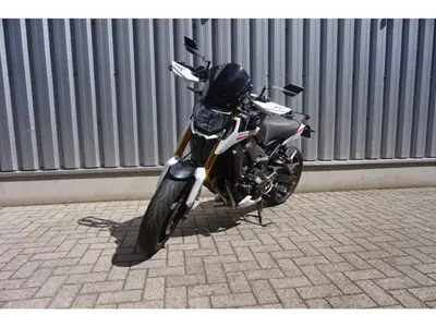 YAMAHA MT 09 STREET RALLY – foto 3
