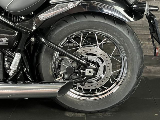 triumph - bonneville-speedmaster