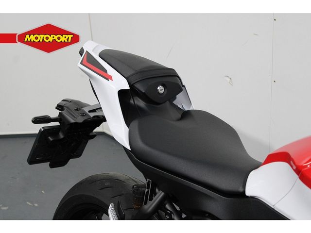yamaha - yzf-r7-world-gp-60th-anniversary