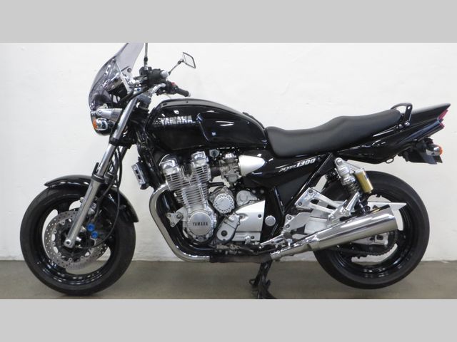 yamaha - xjr-1300
