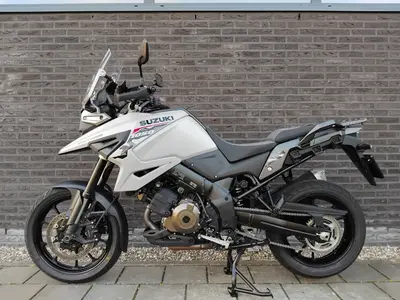 SUZUKI V-STROM 1050 – foto 2