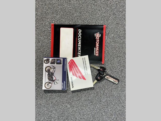 honda - crf-1000-l-africa-twin-dct