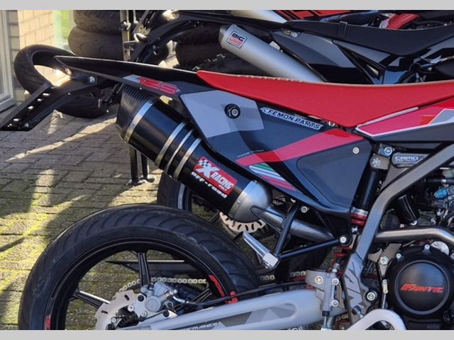 fantic - 125-4t-supermotard-performance