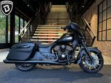 INDIAN MOTORCYCLE CHIEFTAIN DARK HORSE
