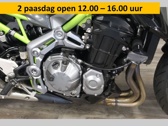 kawasaki - z900