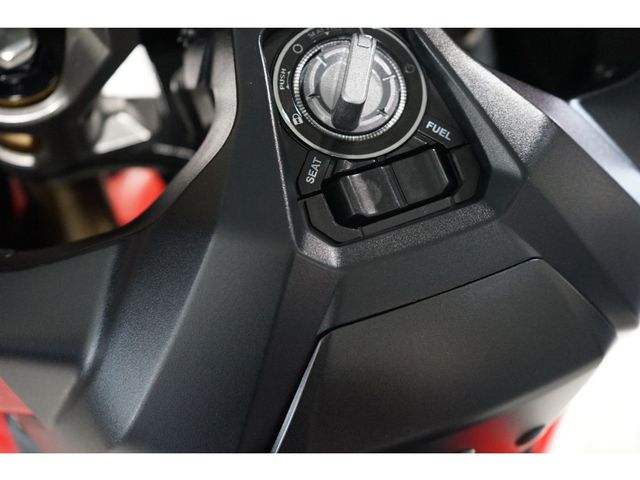 honda - x-adv