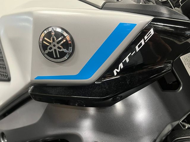 yamaha - mt-09-y-amt
