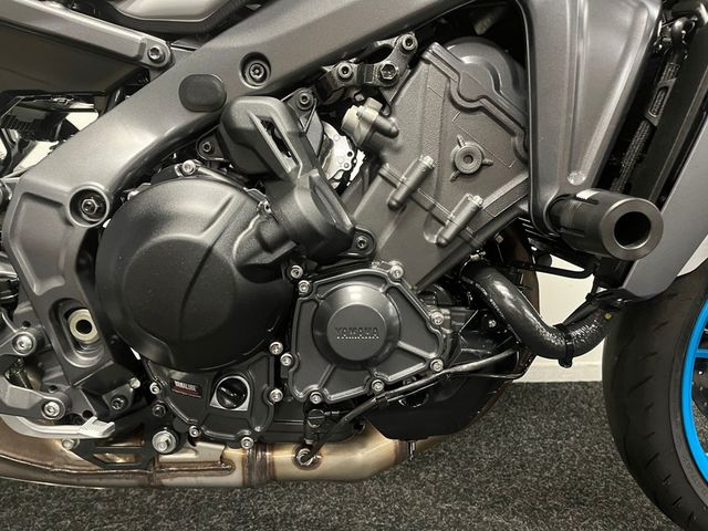 yamaha - mt-09-y-amt