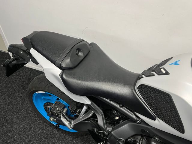 yamaha - mt-09-y-amt