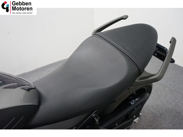 triumph - trident-660