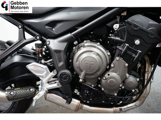 triumph - trident-660