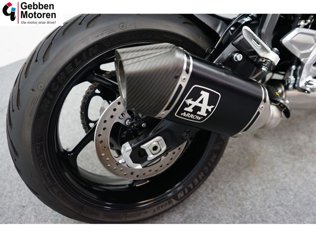 triumph - trident-660