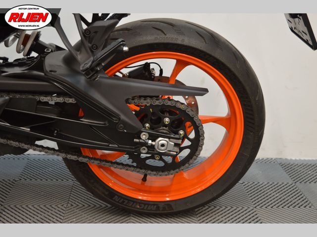 ktm - 390-duke-abs