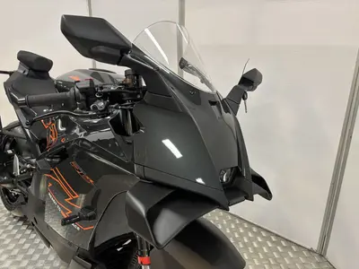 KTM 990 RC R – foto 3