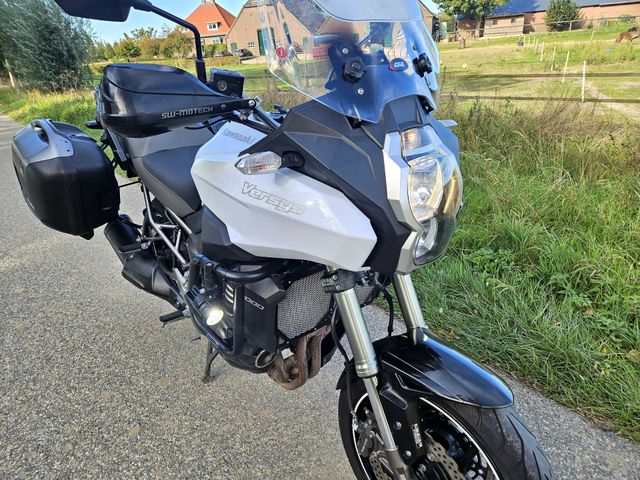 kawasaki - versys-1000-abs