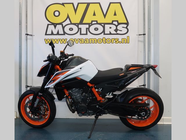 ktm - 890-duke-r