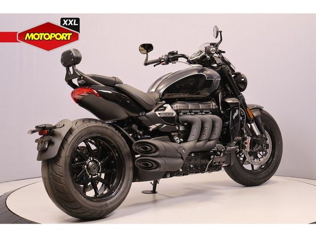 triumph - rocket-3-storm-gt