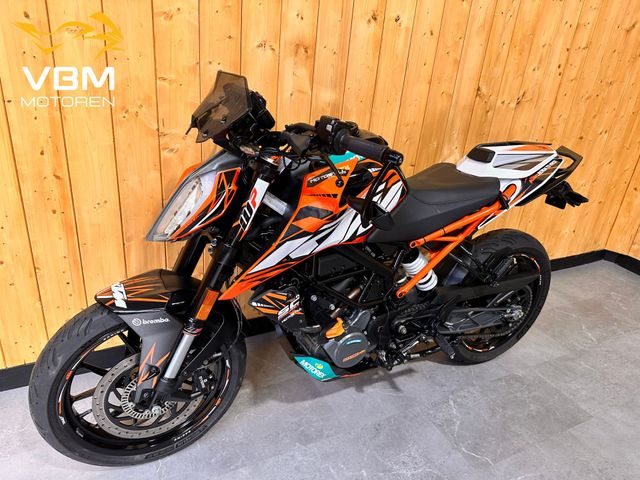 ktm - 125-duke