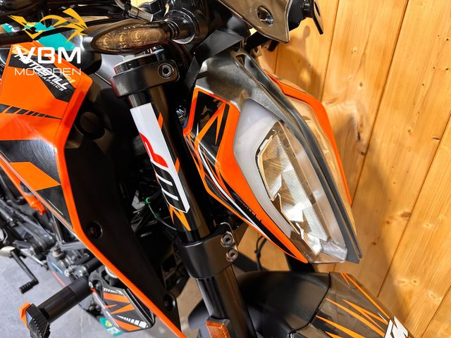 ktm - 125-duke