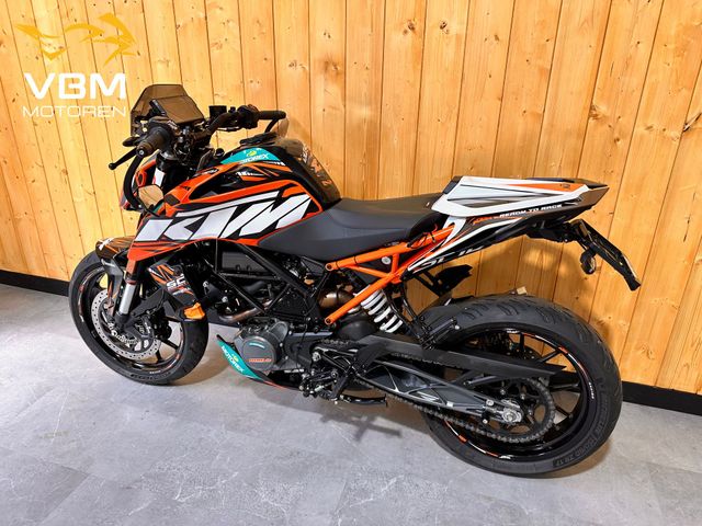 ktm - 125-duke