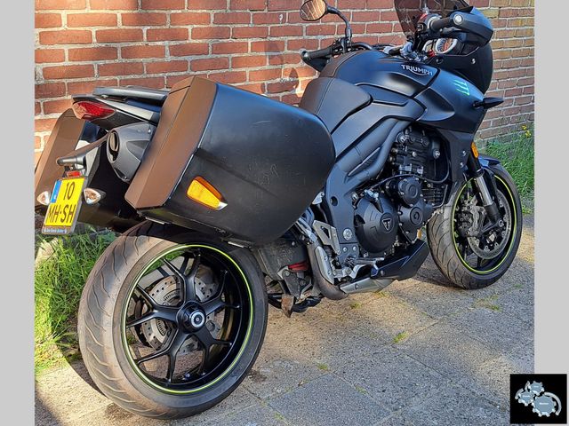 triumph - tiger-1050-sport