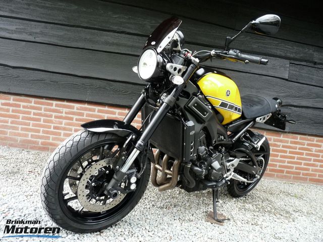 yamaha - xsr-900