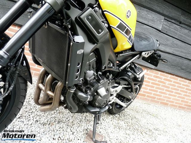 yamaha - xsr-900