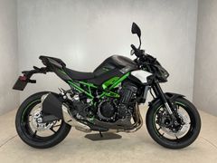 KAWASAKI Z900