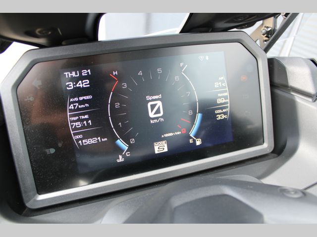 yamaha - tmax-560