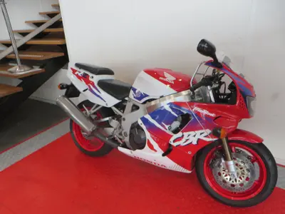 HONDA CBR 900 RR FIREBLADE – foto 2